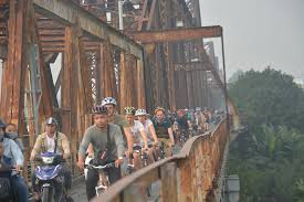 Bicycle Ride Hanoi Thanh Chuong Viet Palace 1 Day